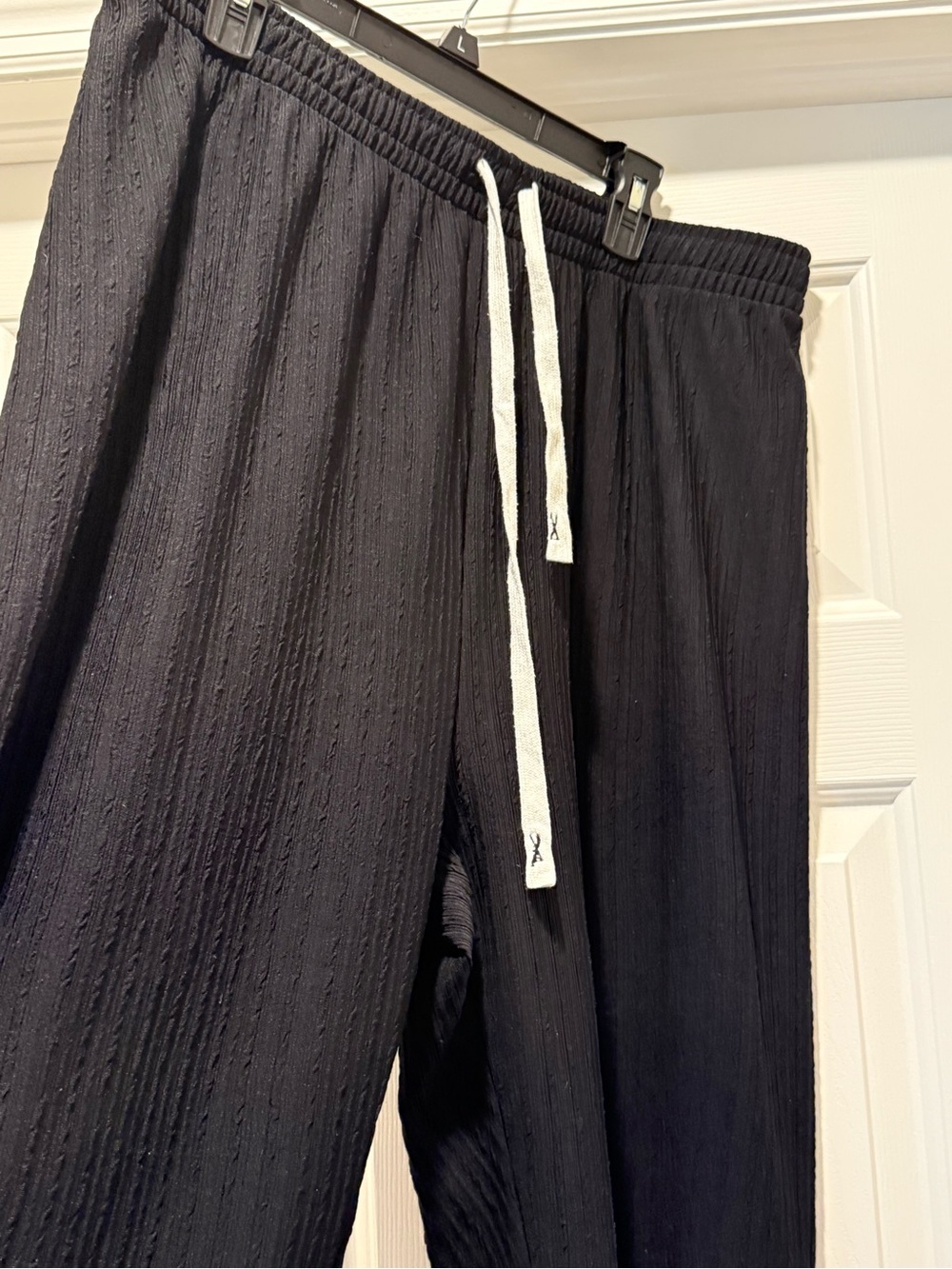 Men's Black Drawstring Relaxed Pants